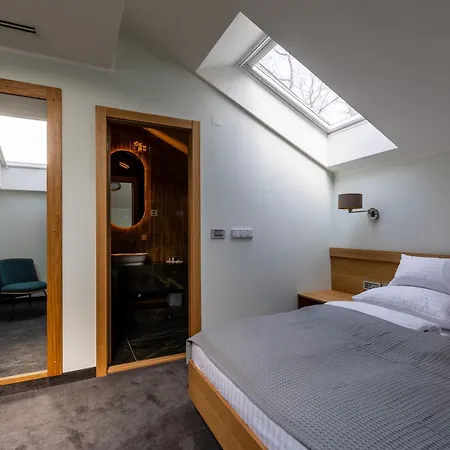 Basch House 1887 Rooms, فندق مبيت وإفطار سوبوتيتْسا